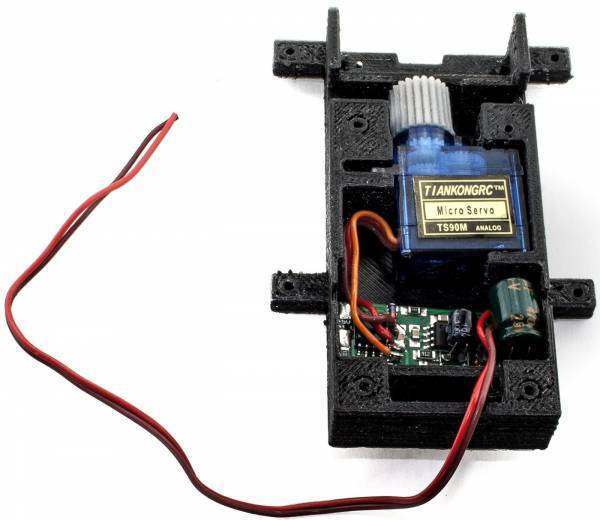 MD SWD PLUG Servo signál a bodový stroj analogový / digitální, s houpavým signálem