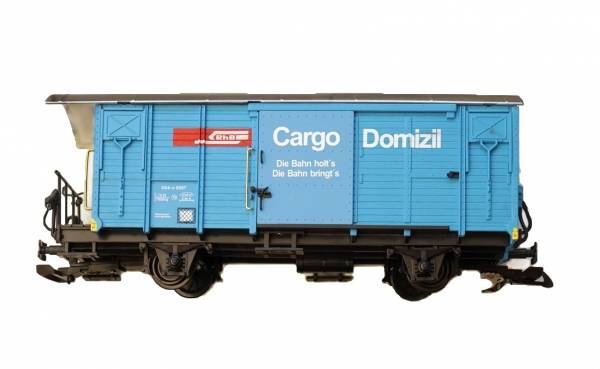 Zenner Gedeckter Güterwagen RhB, hellblau, Cargo Domizil, Spur G, Wagenkasten von LGB