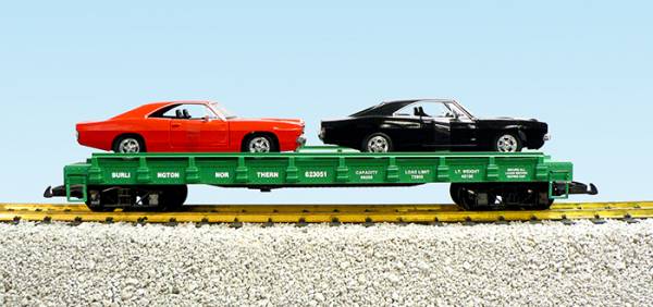 USA-Trains Burlington Northern Auto Flatcar - w/69 Dodge Charger (2) - Green (#623051) ,Spur G