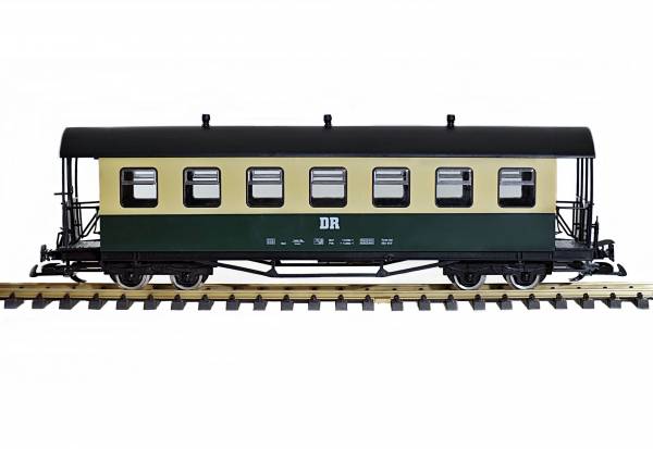 Train Reko-Personenwagen, Tonnendach, grün-beige, DR, Spur G, Edelstahlradsätze