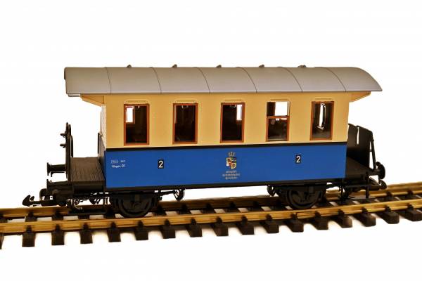 Piko Personenwagen, blau-beige, Ketschenbach, Spur G, für LGB Kupplung