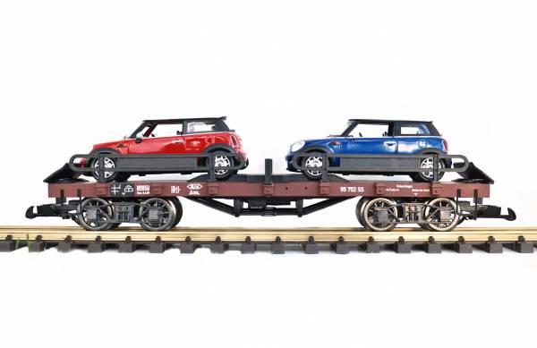 Zenner Autotransporter Mini Cooper, Spur G, Bachmann Flachwagen; Metallradsätze. Die Farbe der Automodelle kann sich ändern.