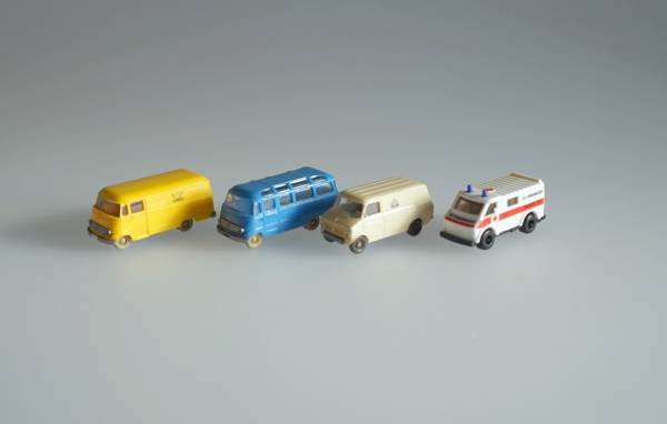 4 Automodelle, Bus und Kleintransporter 1:87, H0 Wiking und andere, gebraucht