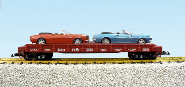 USA-Trains ATSF Auto Flatcar w/Chevy Camaro (2) - Oxide Red (#89654) ,Spur G