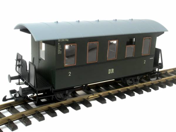 PIKO passenger car DR, green, scale G