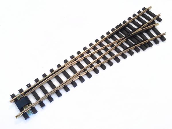 Train Line45 Weiche rechts, Radius 210cm, Elektro/DCC, Spur G
