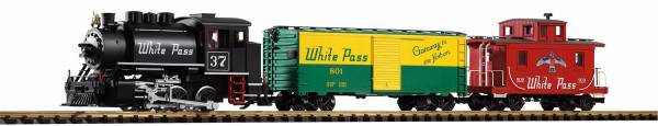 Piko G-White Pass & Yukon Starter Set (Boxcar, Caboose) & Analog Sound Spur G